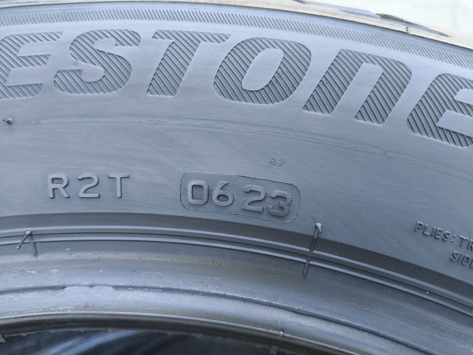 215/55/17 Bridgestone Turanza T001 KOMPLET
