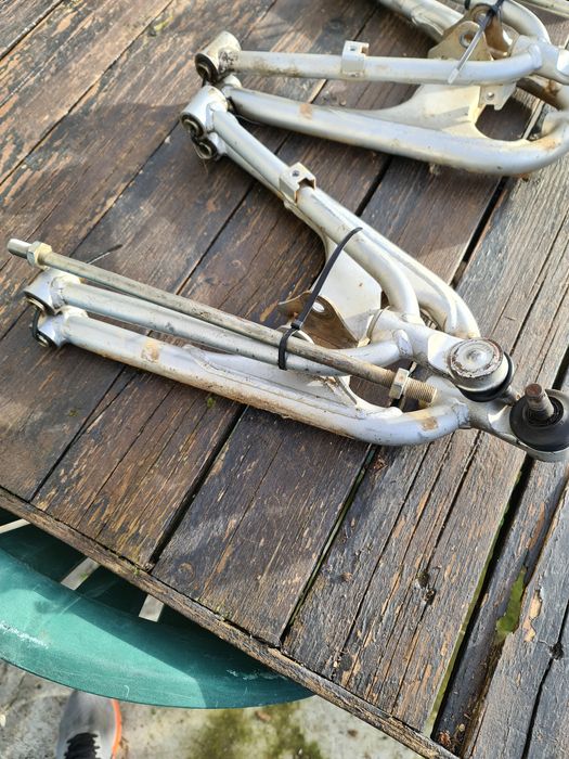 Braços originais moto 4 Honda trx 450 + as proteção de triangulo