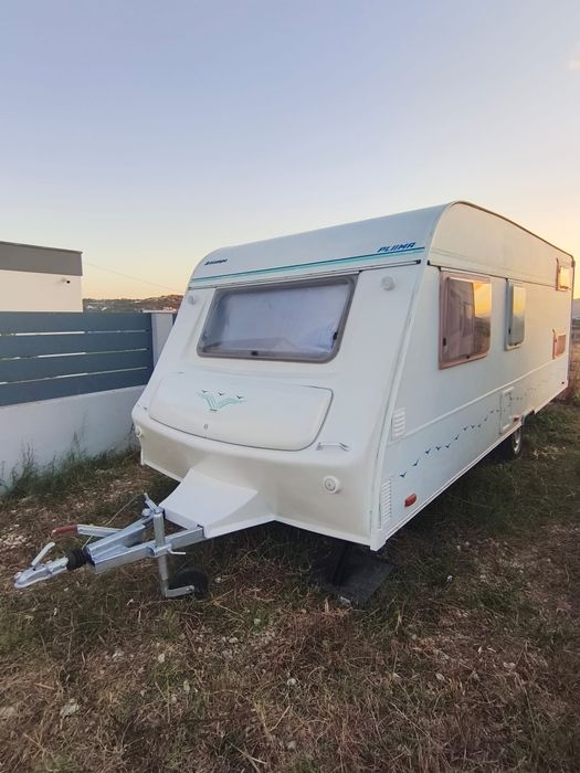 Caravana  Nacional Pluma 530