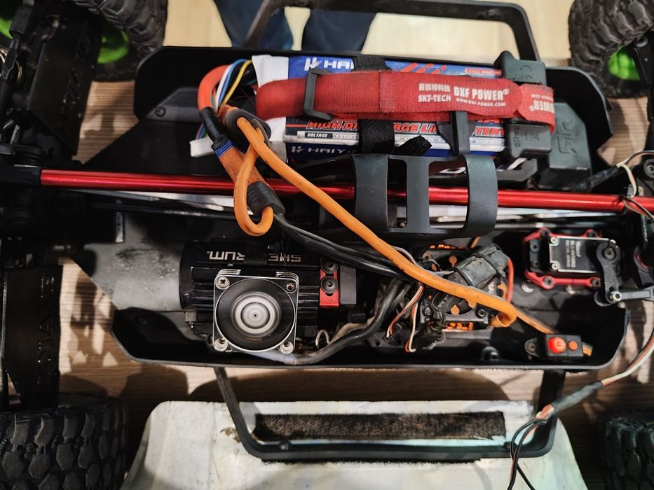 Model RC Arrma mojave 6s 1:7  upgrade