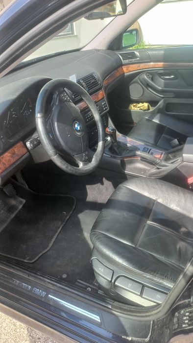 BMW E39 520 gasóleo