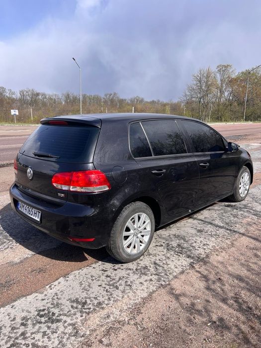 Volkswagen Golf 2010 рік Гольф Хетчбек