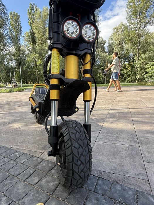 Kaabo Wolf King GTR 72v 35Ah LG Gold Електросамокат