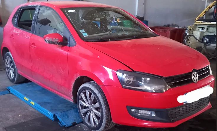 VW Polo 6R 1.6 TDI 2011 Para Peças