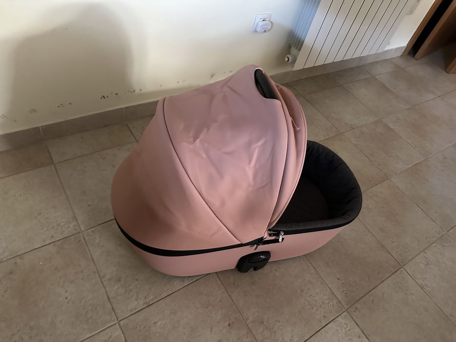 Alcofa rosa Anex nova