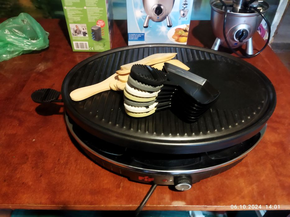 Продам єлектро гриль раклетницю
