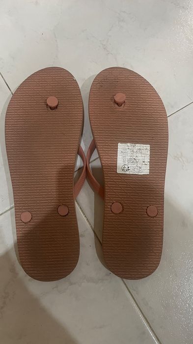 Chinelos mo branco e rosa velho tamanho 40 41