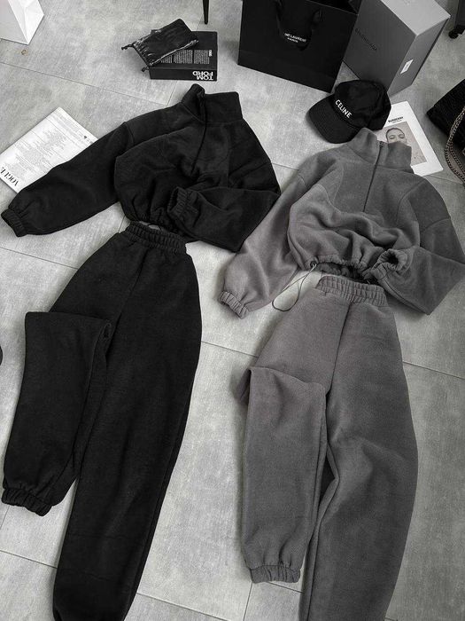 Жіночий теплий флісовий костюм кофта на затяжках штани джогери з флісу