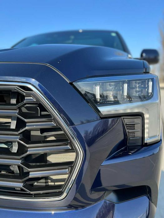 Toyota Sequoia 2022 VIN 7SVAAABA2PX005107 фото оголошення 2 з 22