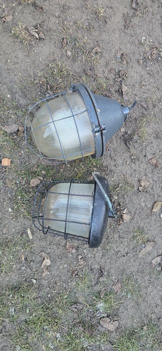 Lampy żeliwne retro