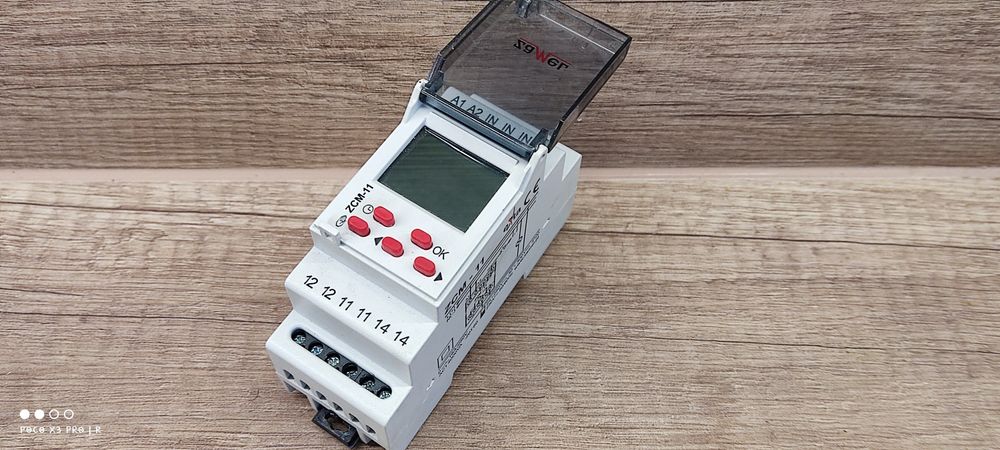 Wierzenie magazynów 70% Programator czasowy ZAMEL ZCM-11