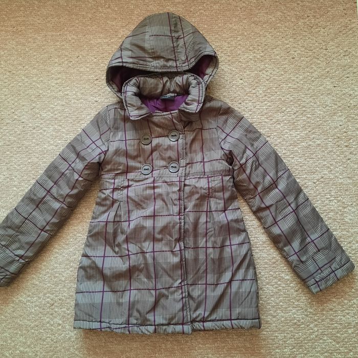 Куртка, плащик демісезонна тепла 140р.