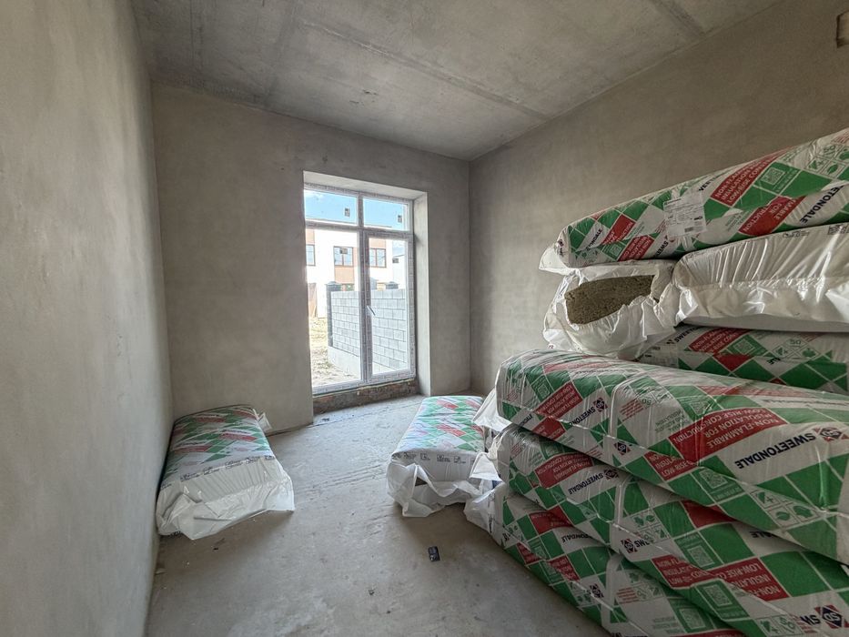 Продам 4к котедж з міськіми мережами!