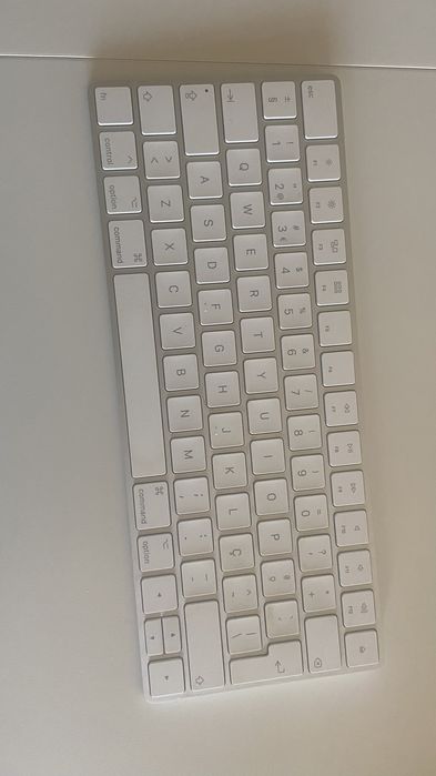 Apple Magic Keyboard 2 – Como Novo