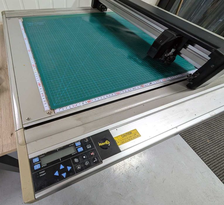 Ploter tablicowy tnący na wylot Graphtec 90x60cm PC FV Gw12m jak Summa