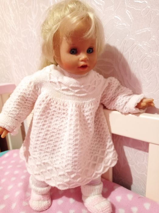 Гарненька,велика лялька-MAX ZAPF