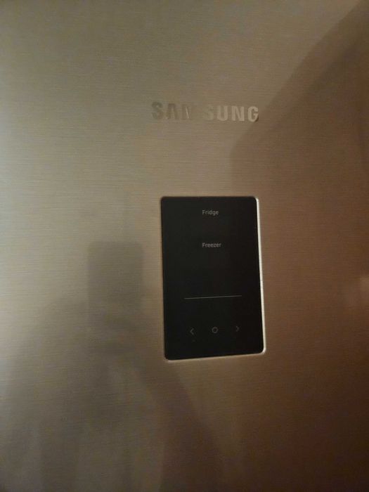 Frigorífico combinado Samsung RB34T672DSA