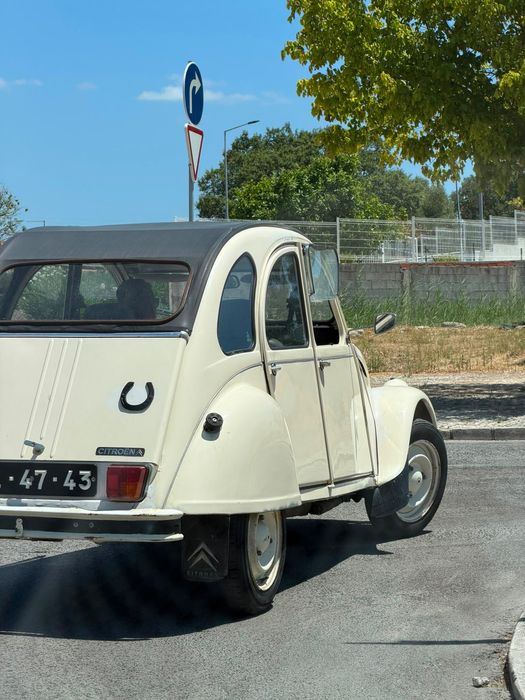 Viatura Citroen 2cv 6 Club