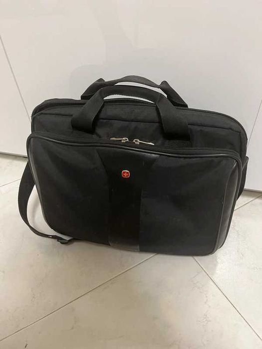 Mala de Computador Swiss – Preta, Usada