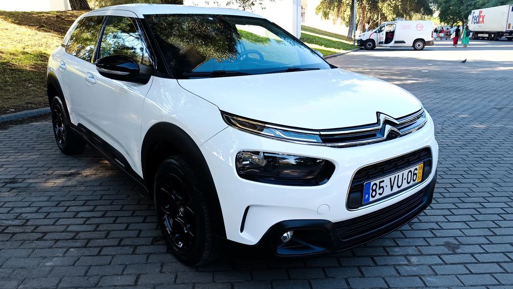 Citroën C4 Cactus 1.5 BlueHDi Shine Pack
