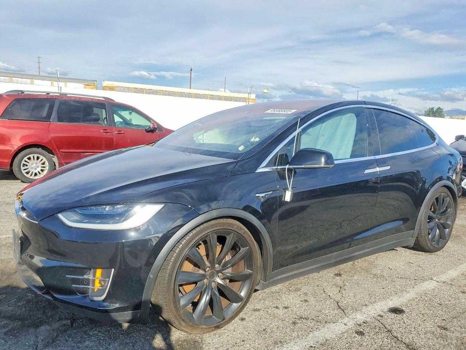 Бампер Tesla Model X Розборка Тесла Модел Х