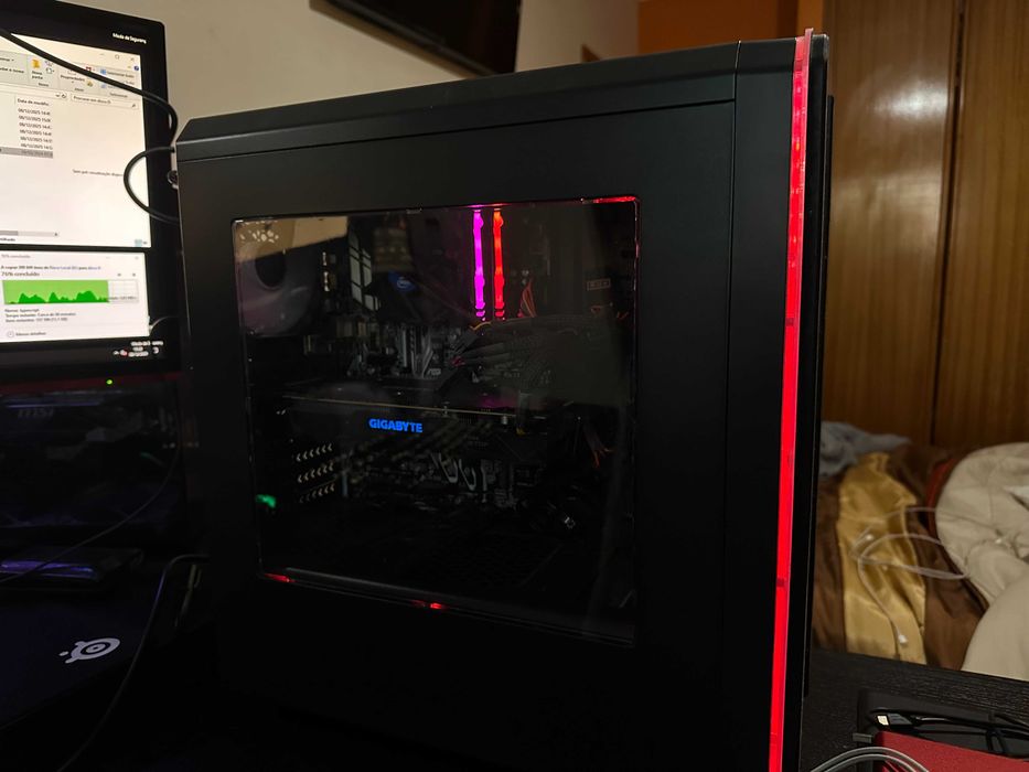 PC Gaming i7-7700K | GTX 1070 8GB | 16GB DDR4 RGB | SSD + HDD