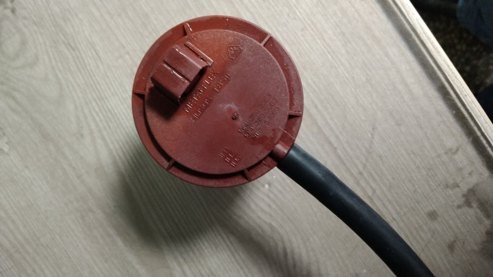 Пресостат,реле рівня води indesit/ariston  С00143740