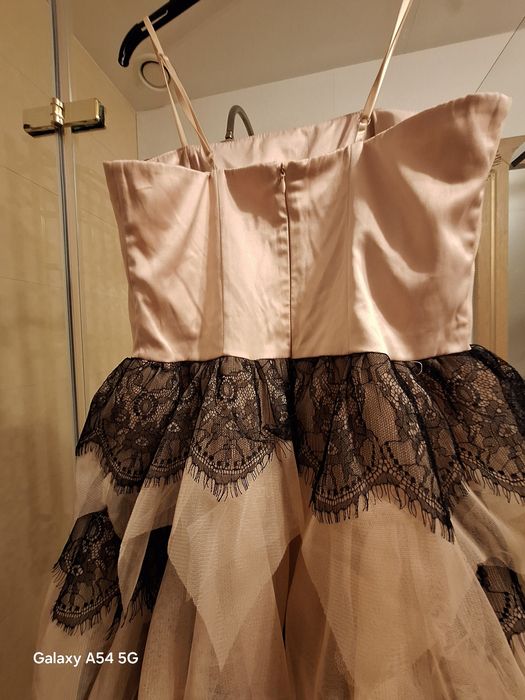 Sukienka koronkowa tiul