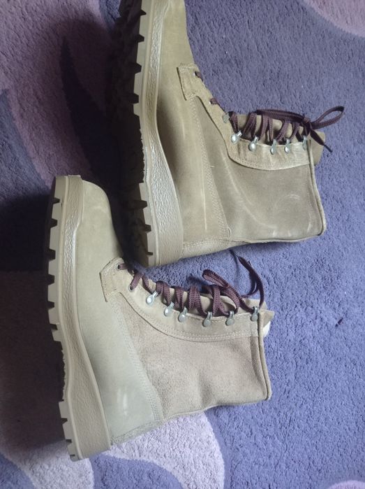 Новые ботинки, цвет хаки
