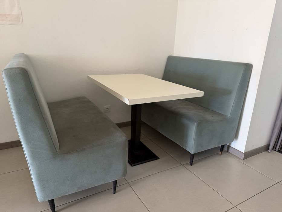 Conjunto mesa, banco e cadeira