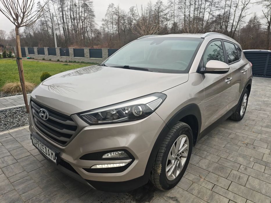 Hyundai Tucson 1.6 benzyna. ZADBANY. 2X ALUFELGI