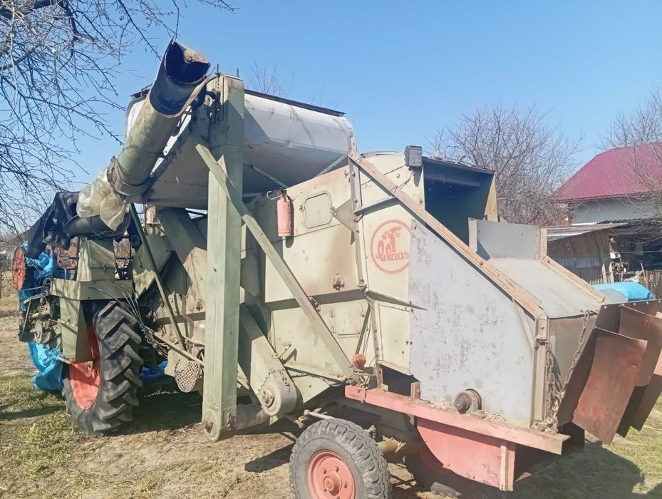 Продам комбайн клас колумбус 1967 року випуску з січкарнею на 1.9диз.