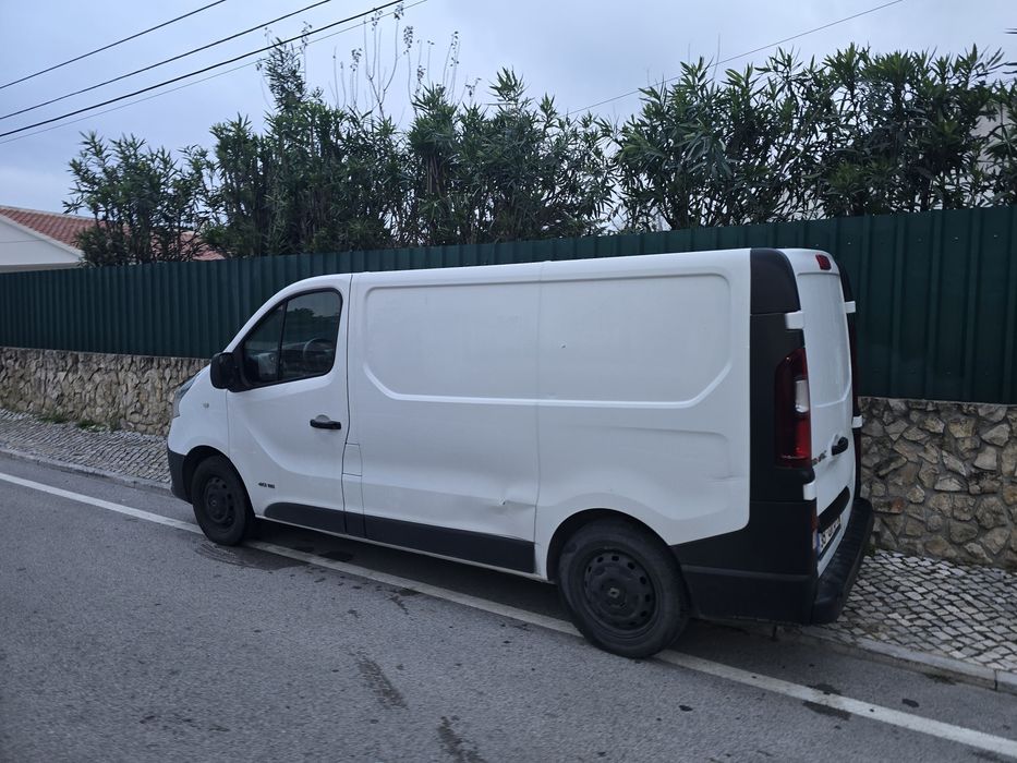 Renault trafic 1,5 em excelentes condições