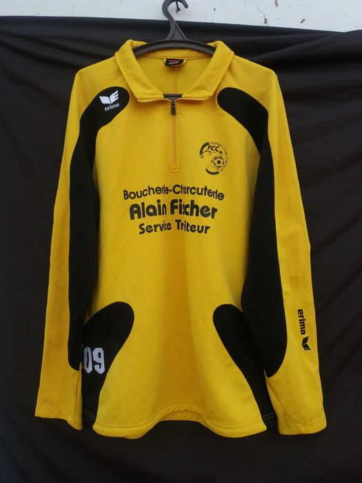 Футбольна спортивна з довгим рукавом: Швейцарія: FCC CORCELLES / Пежо.