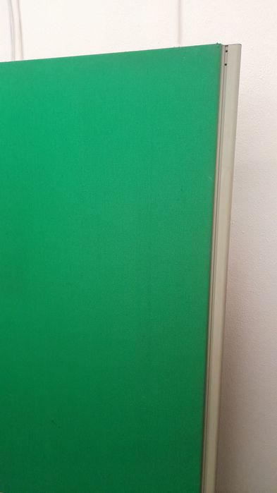 Biombo ou divisória em ferro dupla face