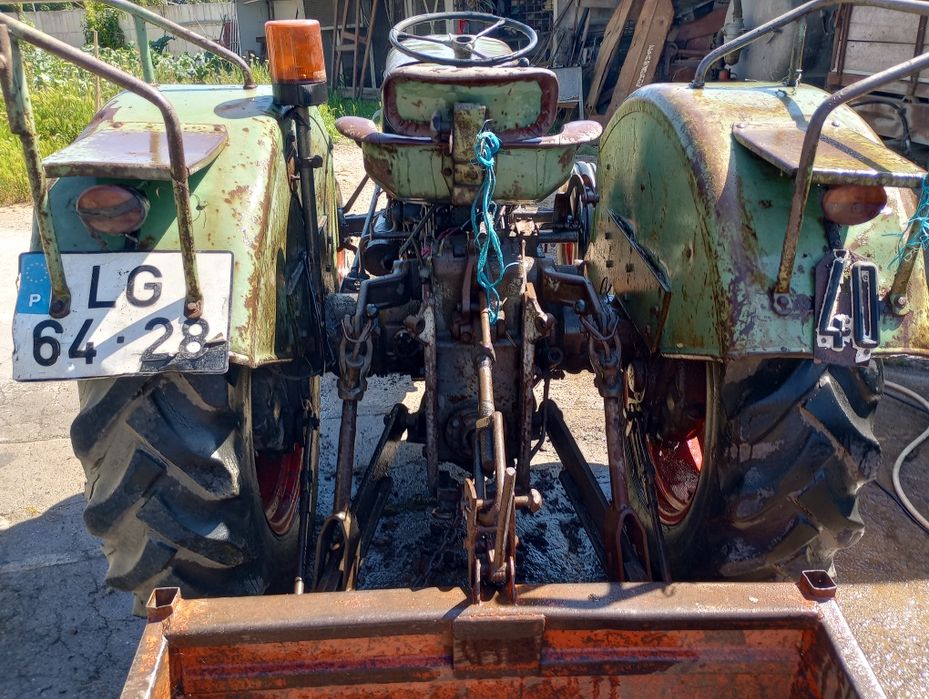 Fendt Farmer 2 de 1967 + caixa de carga Herculano