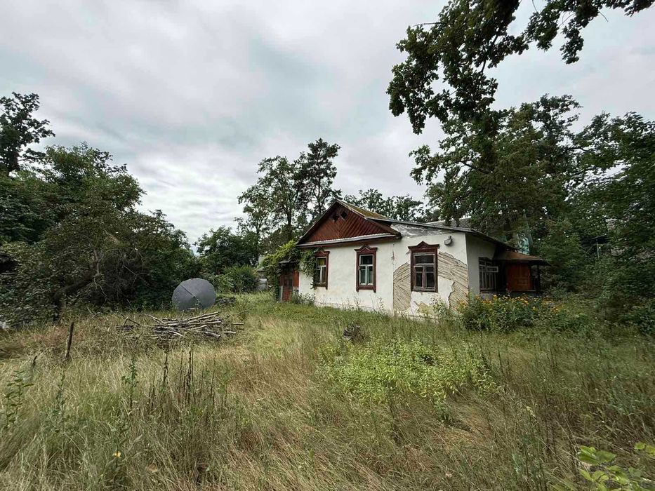 ТЕРМІНОВО! Земельна ділянка 12 соток в центрі міста біля парку