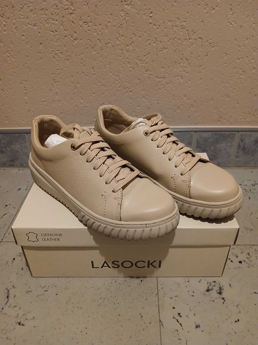 Skórzane półbuty Lasocki rozmiar 39