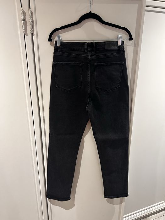 Calça de ganga escura