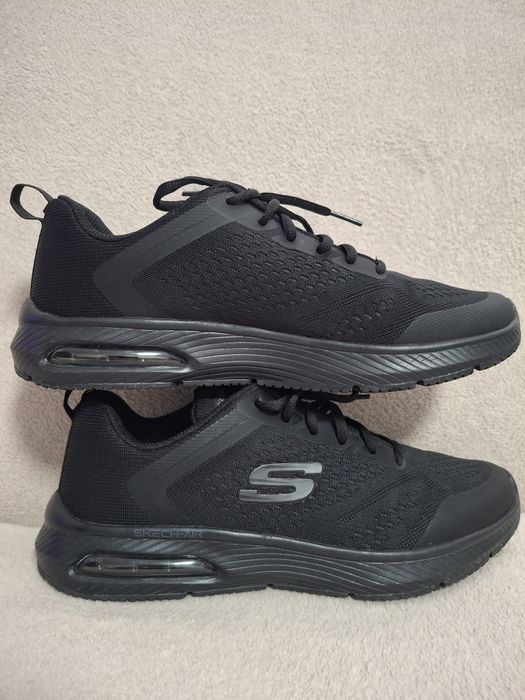Продам кросівки Lowa Gorgon GTX Ws 41 р  та Skechers Pelland dyna air men's 52559 bbk 42 р.