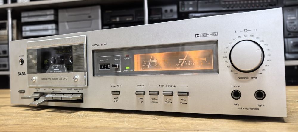 Касетний програвач Saba CD270