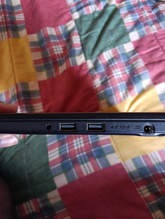 Portátil Acer Aspire 1 - 14" | Intel Celeron | 4GB RAM | 64GB eMMC | Como Novo (Formatado)