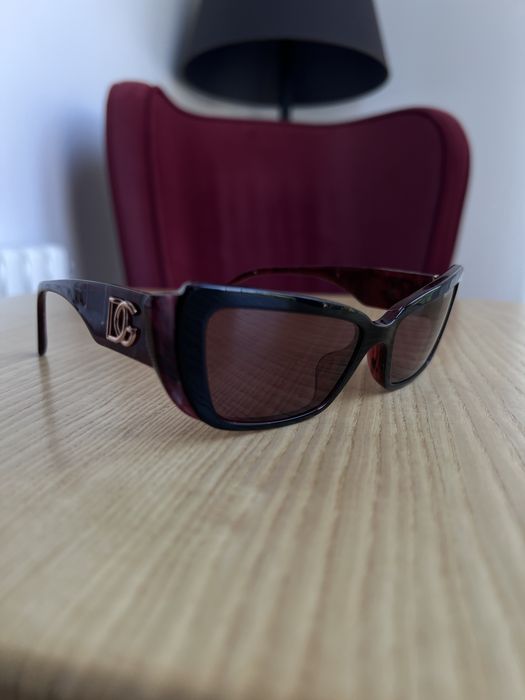 Очки  Dolce & Gabbana.