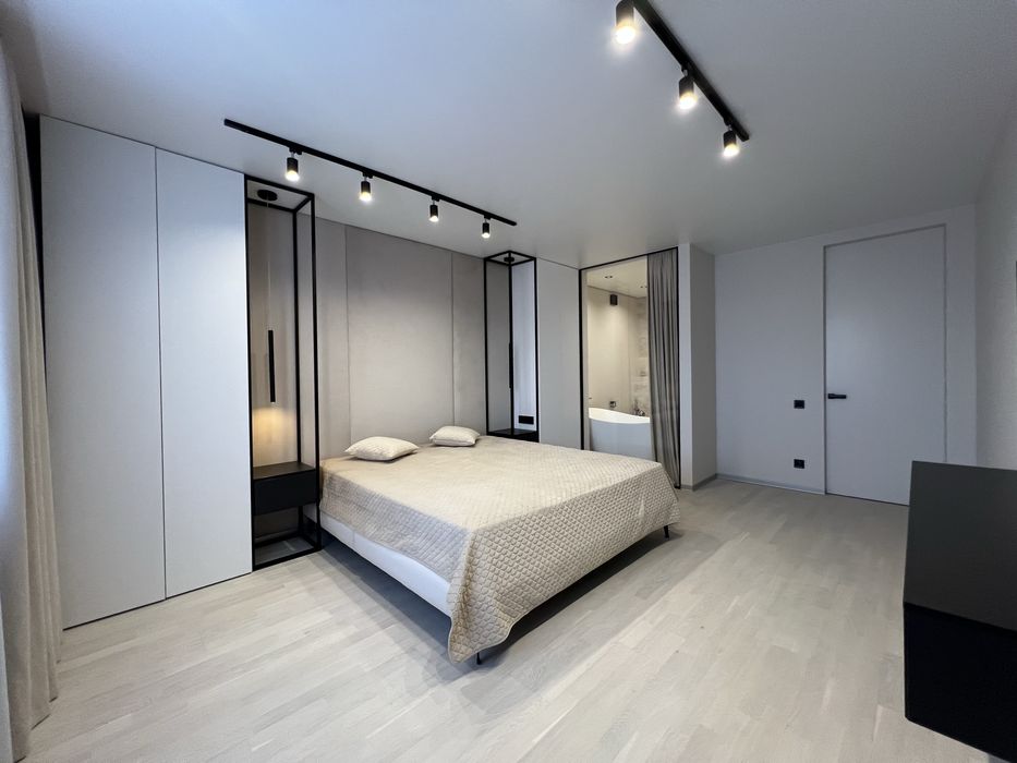 Продаж двокімнатної квартири в ЖК Преміум парк