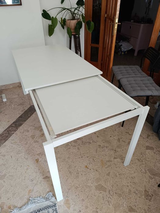 Mesa de jantar ikea extensível