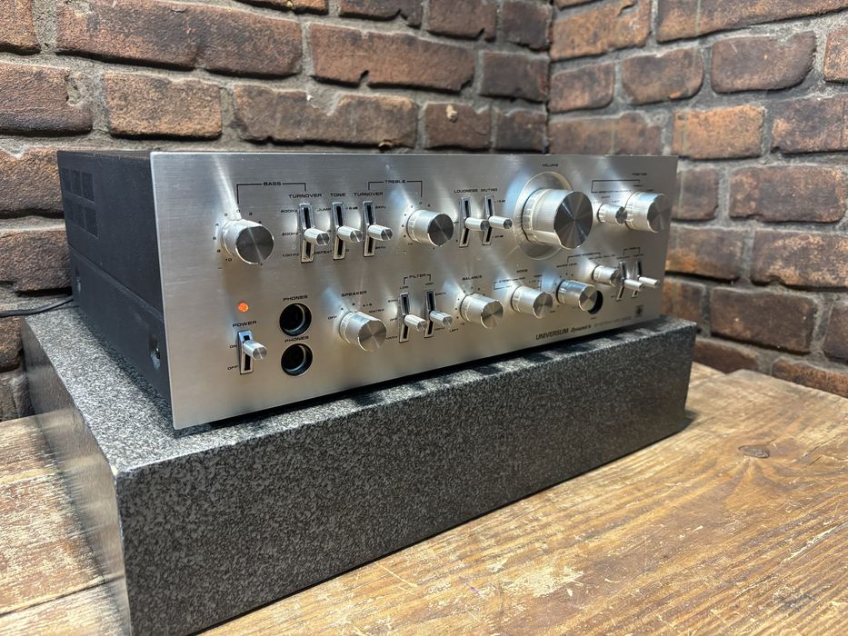 Wzmacniacz Universum 2500