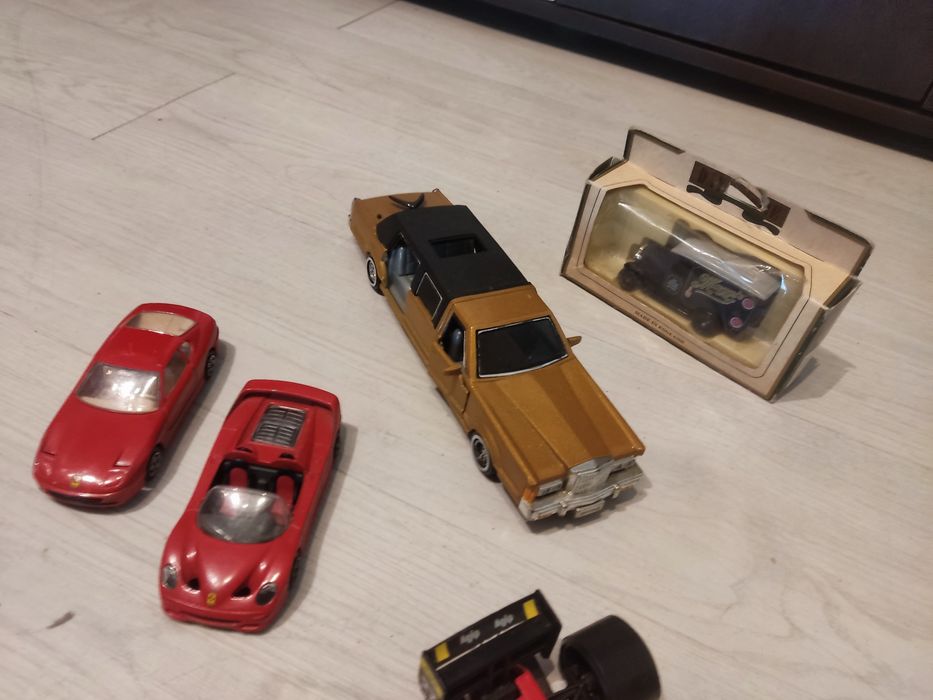 Carros de coleção a escala