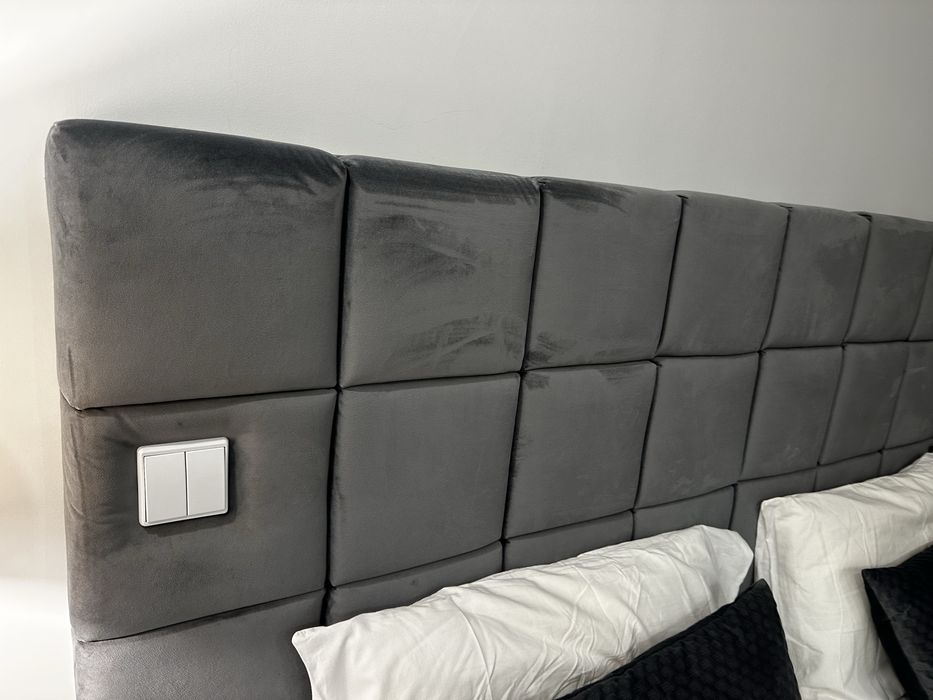 Cabeceira de cama modelo quadrados salientes cinza 2.1m L x 1.4m