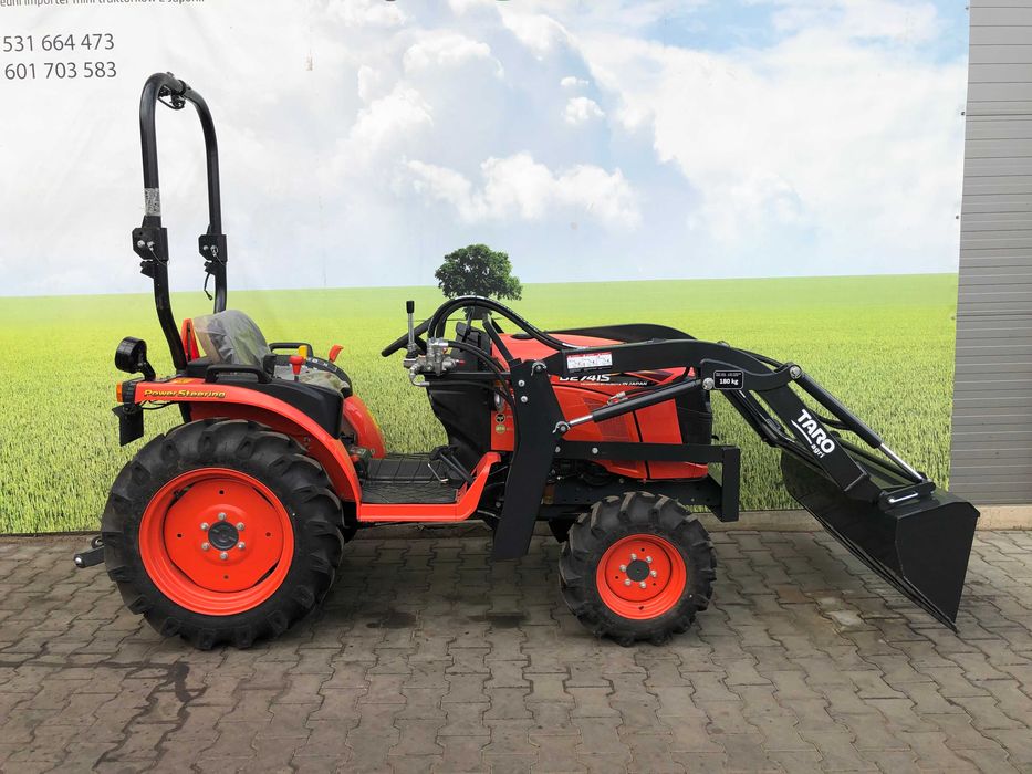 Traktorek Kubota NeoStar B2741S z ładowaczem czołowym