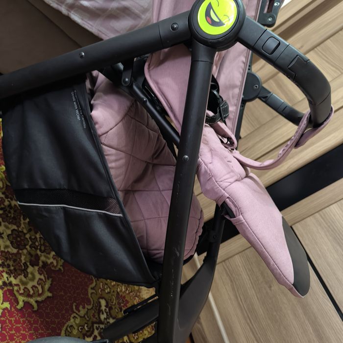 Продам коляску  Carrello bravo